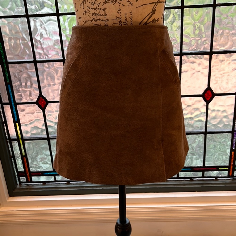 Blank NYC suede mini skirt size waist 25